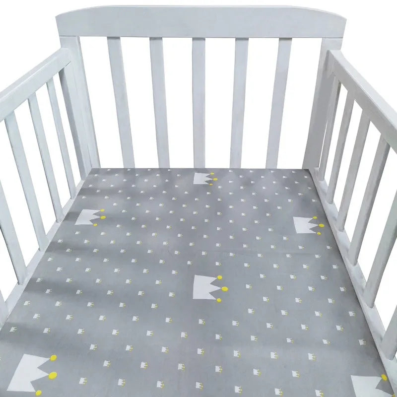 غطاء مرتبة سرير أطفال مناسب – ملاءة سرير ناعمة للأطفال حديثي الولادة (90×50×5 سم أو 140×70×5 سم)