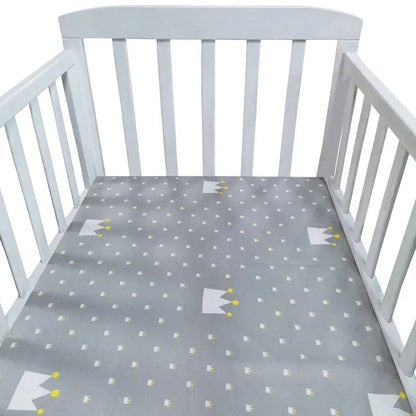 غطاء مرتبة سرير أطفال مناسب – ملاءة سرير ناعمة للأطفال حديثي الولادة (90×50×5 سم أو 140×70×5 سم)