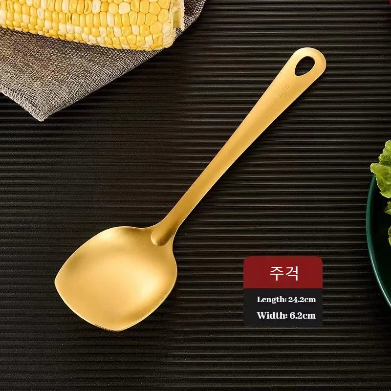 طقم أدوات مائدة كوري مكون من 6 قطع، مصنوع من الفولاذ المقاوم للصدأ، يتضمن ملاعق ذهبية، مناسب للطبخ المنزلي. 