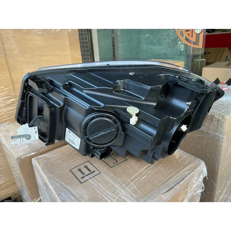 For Mercedes-Benz A Class Headlight 2013-2015 W176 HID Xenon A200 A250 A260 Car Light W176 Original Headlamp And Upgrade