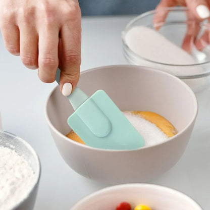 3Pcs/Set Silicone Scraper Oil Brush Cake Butter Spatula Mixer Oil Brush Kitchen Baking Tool Silicone Spatula Non-stick