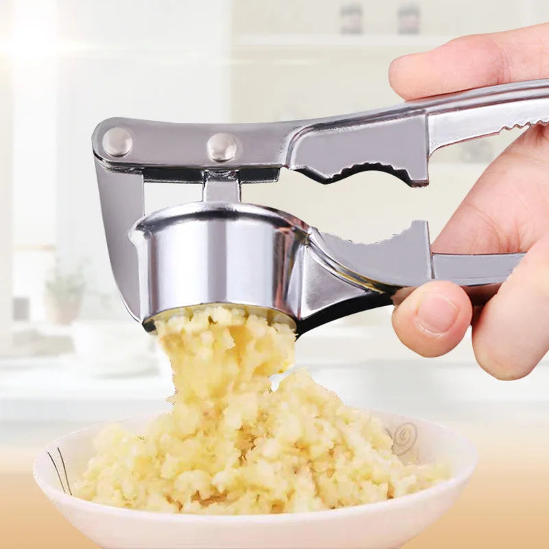 Stainless Steel Garlic Press Crusher – Manual Garlic Mincer & Squeezer for Kitchen Use