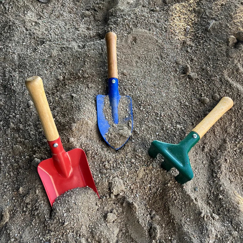 Children’s Wooden Handle Beach Shovel Set – Kids Sand Digging & Gardening Tools