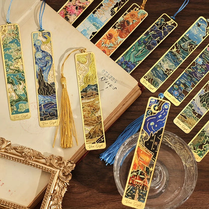 Vintage Oil Painting Metal Bookmarks – Hollow Hot Stamping Tassel Bookmarks for Book Lovers