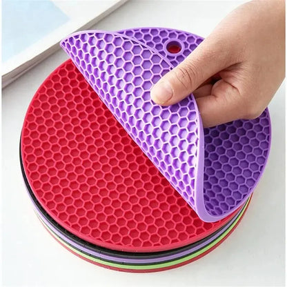 Round Silicone Heat-Resistant Mat – Non-Slip Drink Coaster & Thick Pot Holder for Kitchen Table Protection