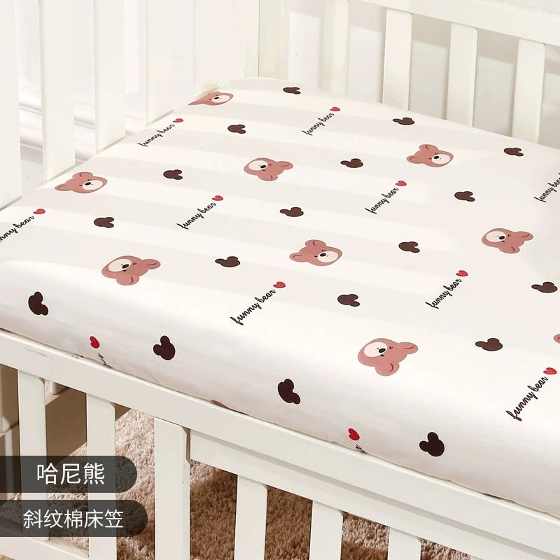 غطاء مرتبة سرير أطفال مناسب – ملاءة سرير ناعمة للأطفال حديثي الولادة (90×50×5 سم أو 140×70×5 سم)