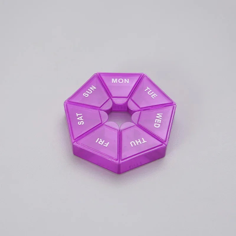 منظم حبوب صغير لمدة 7 أيام – علبة حبوب أسبوعية صغيرة محمولة للسفر والفيتامينات والأدوية